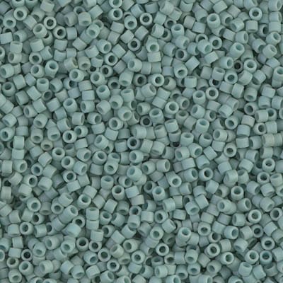 DB0374 - Mat Opaque Sea Foam Luster