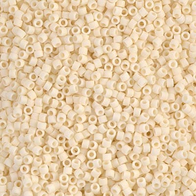 DB0762 - Mat Opaque Dark Cream