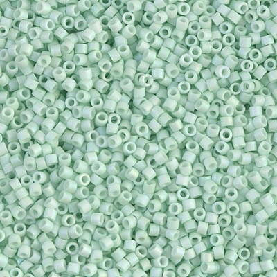 DB1526 - Mat Opaque Light Mint AB